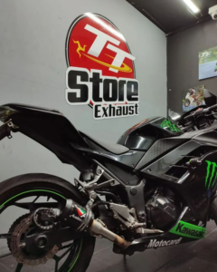 AUSTIN RACING CARBON instalado
